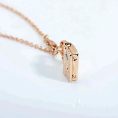 [Luna Brilliance]AMULETTE PEDANT ROSE GOLD NECKLACE
