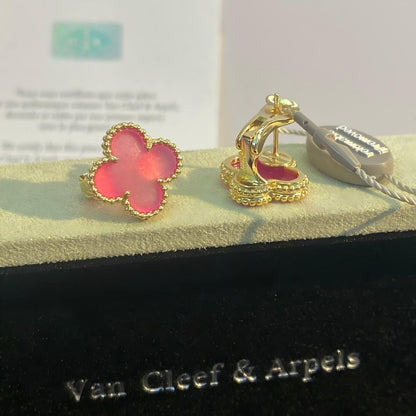 [Luna Brilliance]NEW CLOVER 15MM PINK ENAMEL STUD EARRINGS