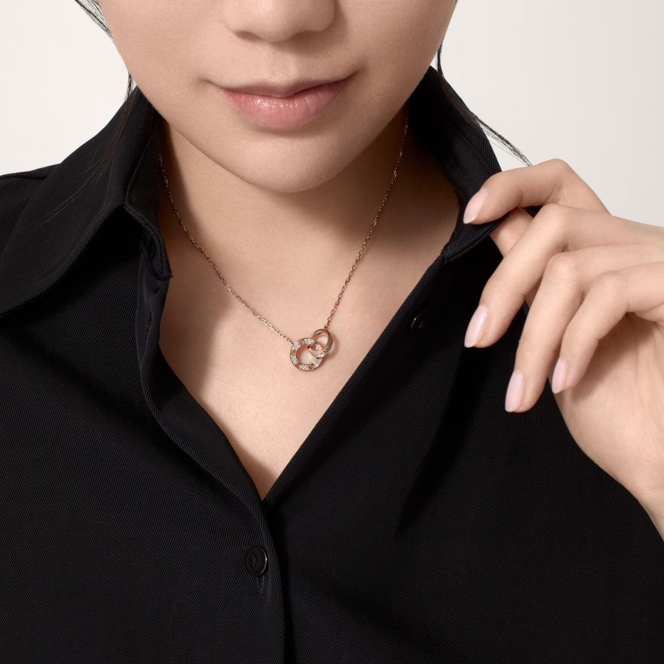[Luna Brilliance] LOVE  FULL DIAMOND PENDANT NECKLACE