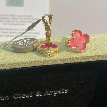 [Luna Brilliance]NEW CLOVER 15MM PINK ENAMEL STUD EARRINGS