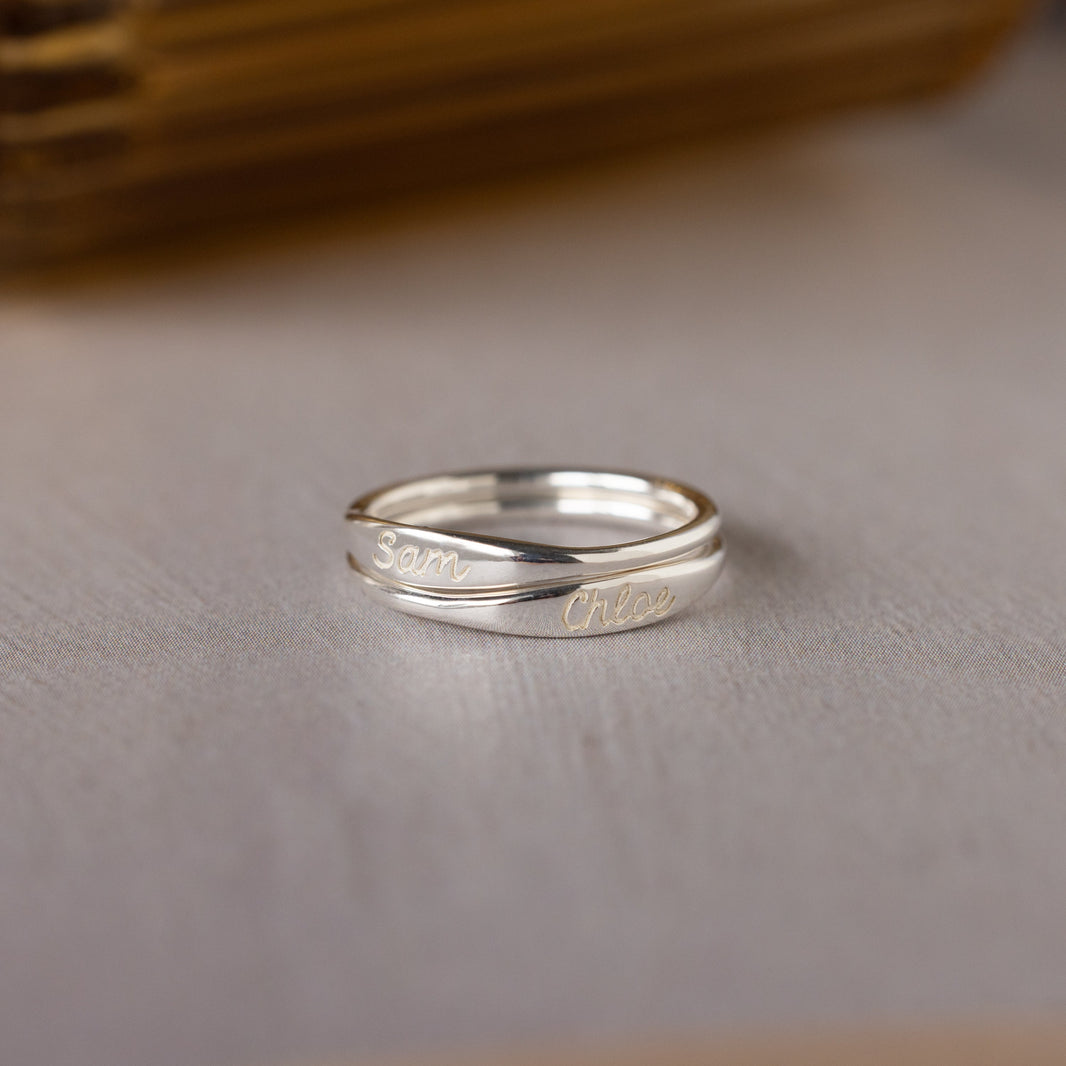 Ann Skinny Name Ring