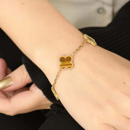 [Luna Brilliance] CLOVER 5 MOTIFS TIGER EYE BRACELET COLLECTION
