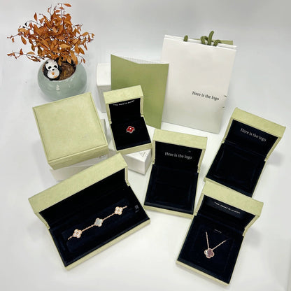 [Luna Brilliance]CLOVER MINI 9.5MM CARNELIANS NECKLACE COLLECTION