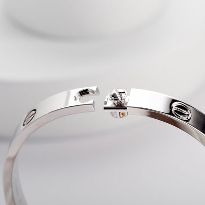 [Luna Brilliance] LOVE BRACELET 6.1MM NO DIAMONDS