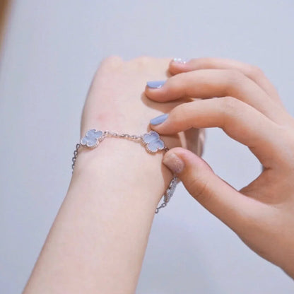 [Luna Brilliance] CLOVER 5 MOTIF PURPLE CHALCEDONY BRACELET COLLECTION