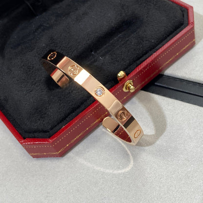 [Luna Brilliance] LOVE BRACELET 6.1MM 1 DIAMOND OPEN CUFF