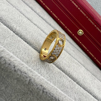 [Luna Brilliance] LOVE 5.5MM FULL-PAVE 6-DIAMOND RING