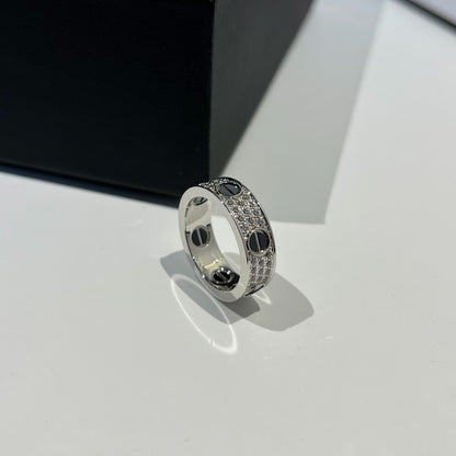 [Luna Brilliance] LOVE RING 5.5MM DIAMONDS PAVED CERAMIC