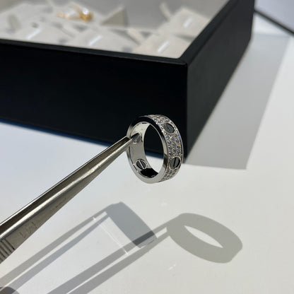 [Luna Brilliance] LOVE RING 5.5MM DIAMONDS PAVED CERAMIC