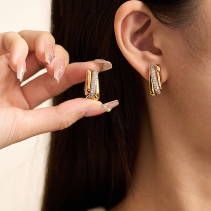 [Luna Brilliance] TRINITY HALF DIAMOND  CUSHION EARRINGS