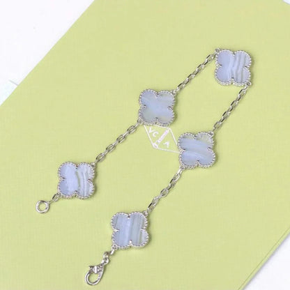 [Luna Brilliance] CLOVER 5 MOTIF PURPLE CHALCEDONY BRACELET COLLECTION