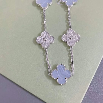 [Luna Brilliance] CLOVER 5 MOTIF PURPLE CHALCEDONY BRACELET COLLECTION