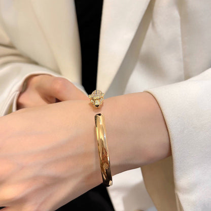 [Luna Brilliance] PANTHERE HALF DIAMOND OPEN BRACELET