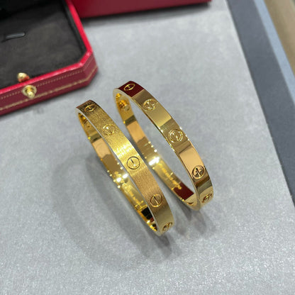 [Luna Brilliance] LOVE BRACELET 6.1MM BRUSHED