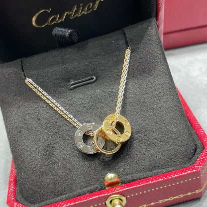 [Luna Brilliance] LOVE 6 DIAMOND PENDANT NECKLACE