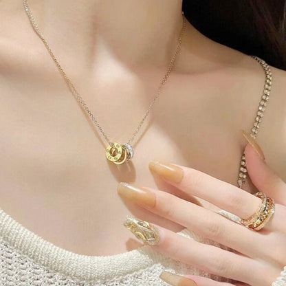 [Luna Brilliance] LOVE 6 DIAMOND PENDANT NECKLACE