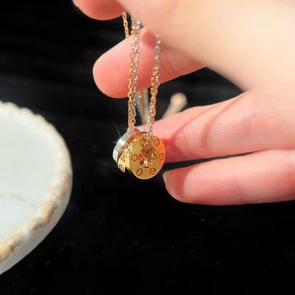 [Luna Brilliance] LOVE 6 DIAMOND PENDANT NECKLACE