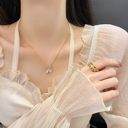 [Luna Brilliance]FLOWER DIAMOND NECKLACE
