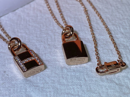 [Luna Brilliance]HM ADVANCED NICHE LOCK HEAD NECKLACE DIAMONDS
