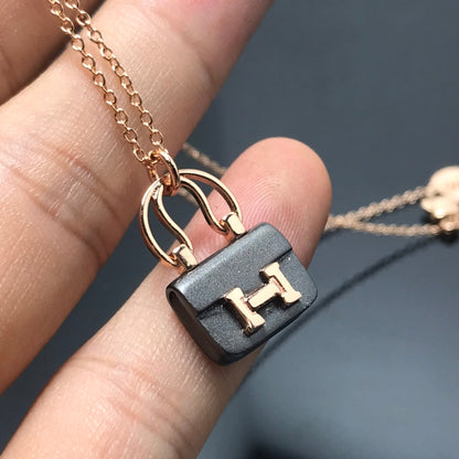 [Luna Brilliance]WOMEN'S HM AMULETTES CONSTANCE PENDANT NECKLACE