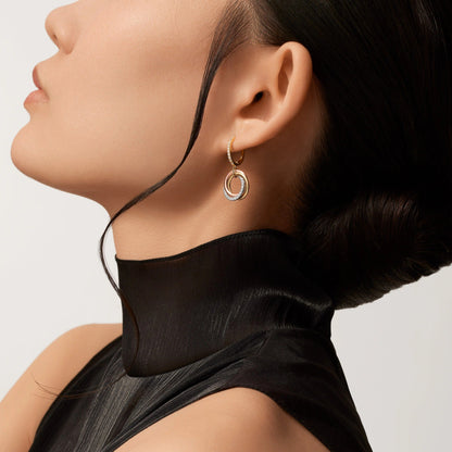 [Luna Brilliance] TRINITY HALF DIAMOND  EARRINGS