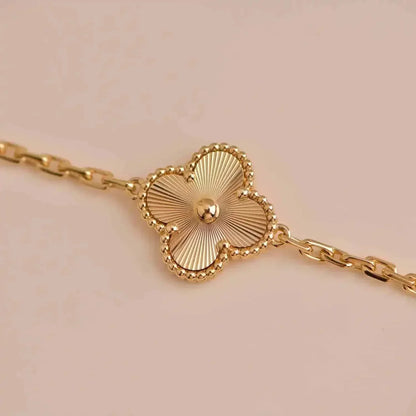 [Luna Brilliance] CLOVER 5 MOTIF LASER BRACELET COLLECTION