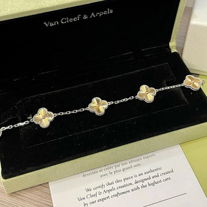 [Luna Brilliance] CLOVER 5 MOTIF LASER BRACELET COLLECTION