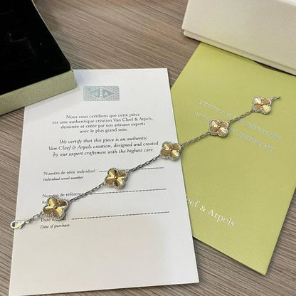 [Luna Brilliance] CLOVER 5 MOTIF LASER BRACELET COLLECTION