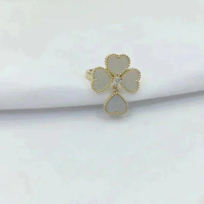[Luna Brilliance]SWEET CLOVER WHITE MOP RING